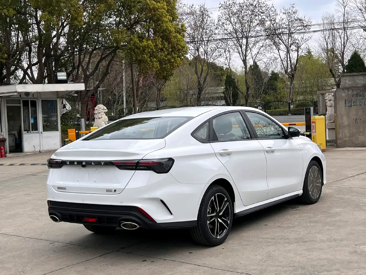 2025 Geely Emgrand 1.5L 127HP L4 CVT,autocango,china used car exporter,china ev exporter,chinese used car exporter,chinese used ev exporter