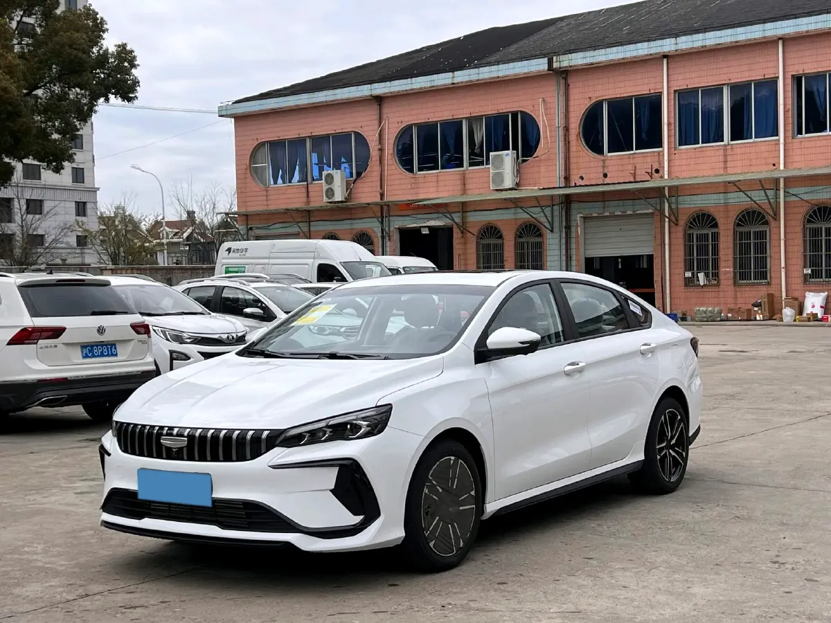 2025 Geely Emgrand 1.5L 127HP L4 CVT,autocango,china used car exporter,china ev exporter,chinese used car exporter,chinese used ev exporter