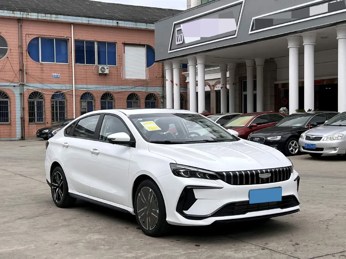 2025 Geely Emgrand 1.5L 127HP L4 CVT,autocango,china used car exporter,china ev exporter,chinese used car exporter,chinese used ev exporter