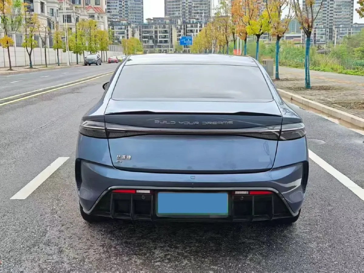 2022 AITO AITO M5 Range Extended 125HP REEV 40KWH,autocango,china used car exporter,china ev exporter,chinese used car exporter,chinese used ev exporter