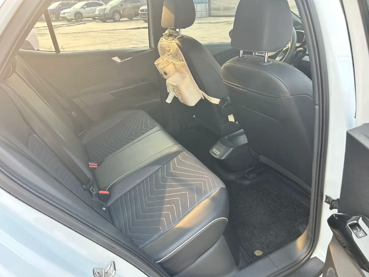 2023 Volkswagen ID.3 BEV 52.8KWH,autocango,china used car exporter,china ev exporter,chinese used car exporter,chinese used ev exporter