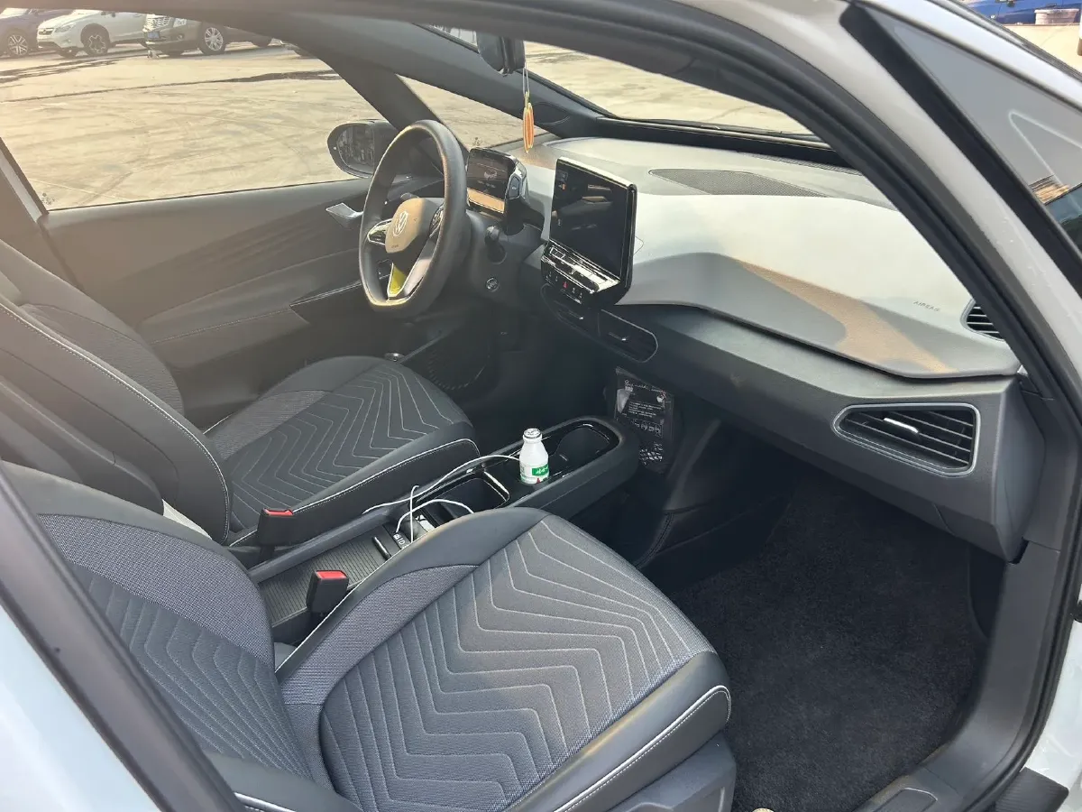 2023 Volkswagen ID.3 BEV 52.8KWH,autocango,china used car exporter,china ev exporter,chinese used car exporter,chinese used ev exporter