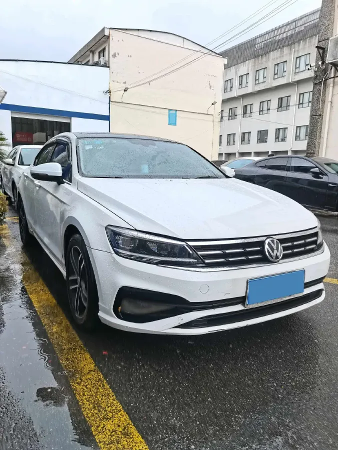 2019 Volkswagen Passat 1.4T 150HP L4 7DCT,autocango,china used car exporter,china ev exporter,chinese used car exporter,chinese used ev exporter