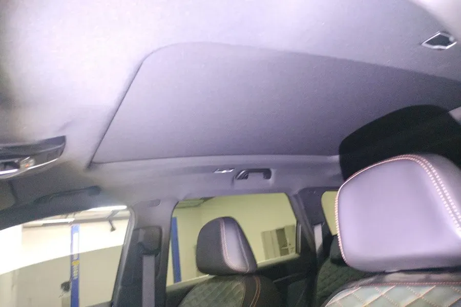 2023 Geely Okavango L 2.0T 218HP L4 7DCT,autocango,china used car exporter,china ev exporter,chinese used car exporter,chinese used ev exporter