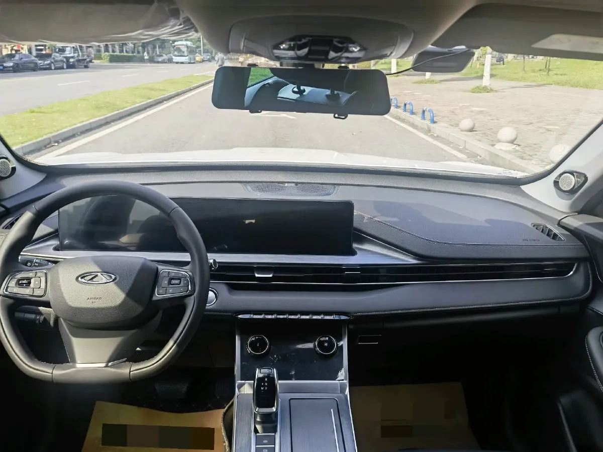 2022 Chery Tiggo 7 Plus 1.5T 156HP L4 CVT,autocango,china used car exporter,china ev exporter,chinese used car exporter,chinese used ev exporter