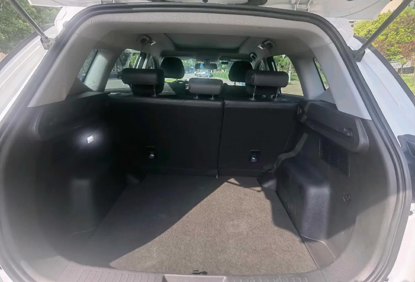 2022 Chery Tiggo 7 Plus 1.5T 156HP L4 CVT,autocango,china used car exporter,china ev exporter,chinese used car exporter,chinese used ev exporter