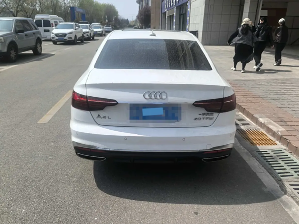 2020 Audi A4L 2.0T 190HP L4 7DCT,autocango,china used car exporter,china ev exporter,chinese used car exporter,chinese used ev exporter