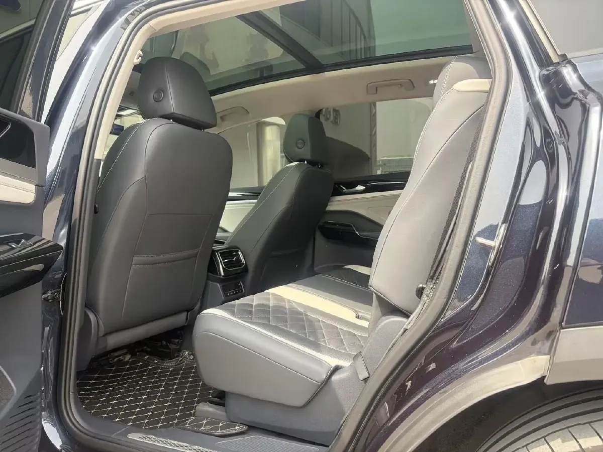 2022 Volkswagen ID.6 Crozz BEV 84.8KWH,autocango,china used car exporter,china ev exporter,chinese used car exporter,chinese used ev exporter