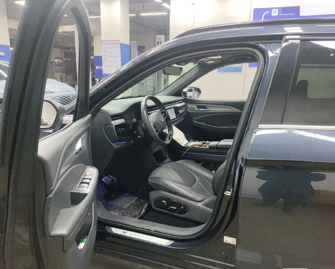 2023 ARCFOX αT BEV 94.5KWH,autocango,china used car exporter,china ev exporter,chinese used car exporter,chinese used ev exporter