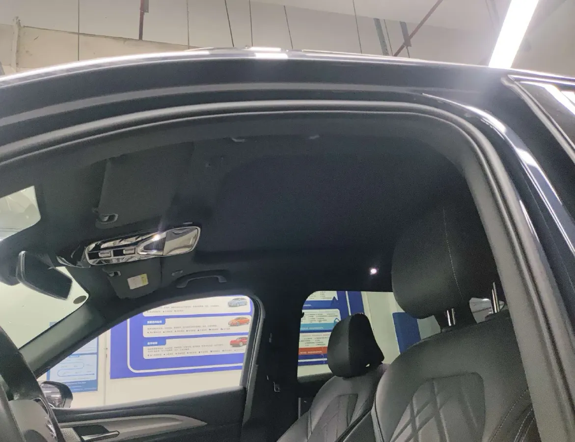 2023 ARCFOX αT BEV 94.5KWH,autocango,china used car exporter,china ev exporter,chinese used car exporter,chinese used ev exporter