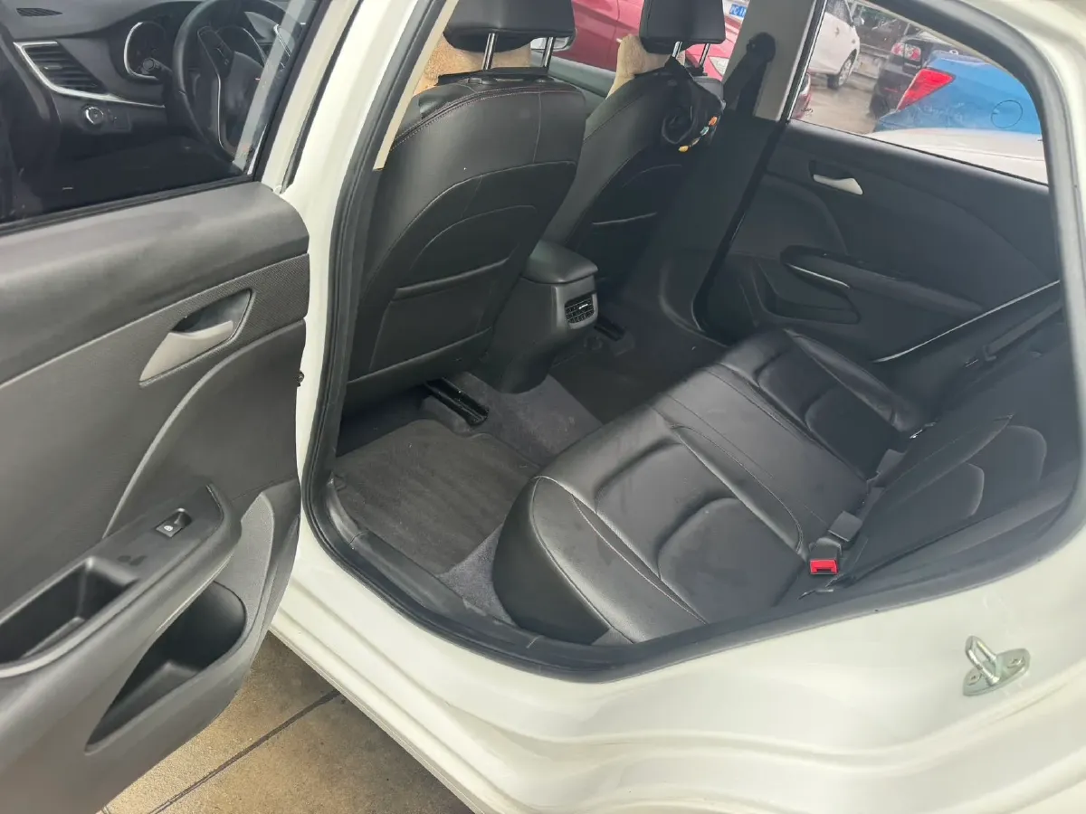 2020 Chevrolet Monza 1.0T 125HP L3 6DCT,autocango,china used car exporter,china ev exporter,chinese used car exporter,chinese used ev exporter