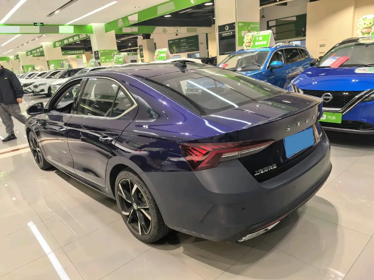 2022 Skoda Octavia 1.4T 150HP L4 7DCT,autocango,china used car exporter,china ev exporter,chinese used car exporter,chinese used ev exporter