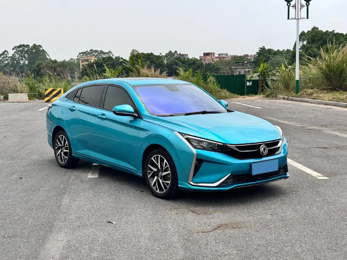 2020 DongFeng Aeolus YiXuan 1.5T 150HP L4 6DCT,autocango,china used car exporter,china ev exporter,chinese used car exporter,chinese used ev exporter