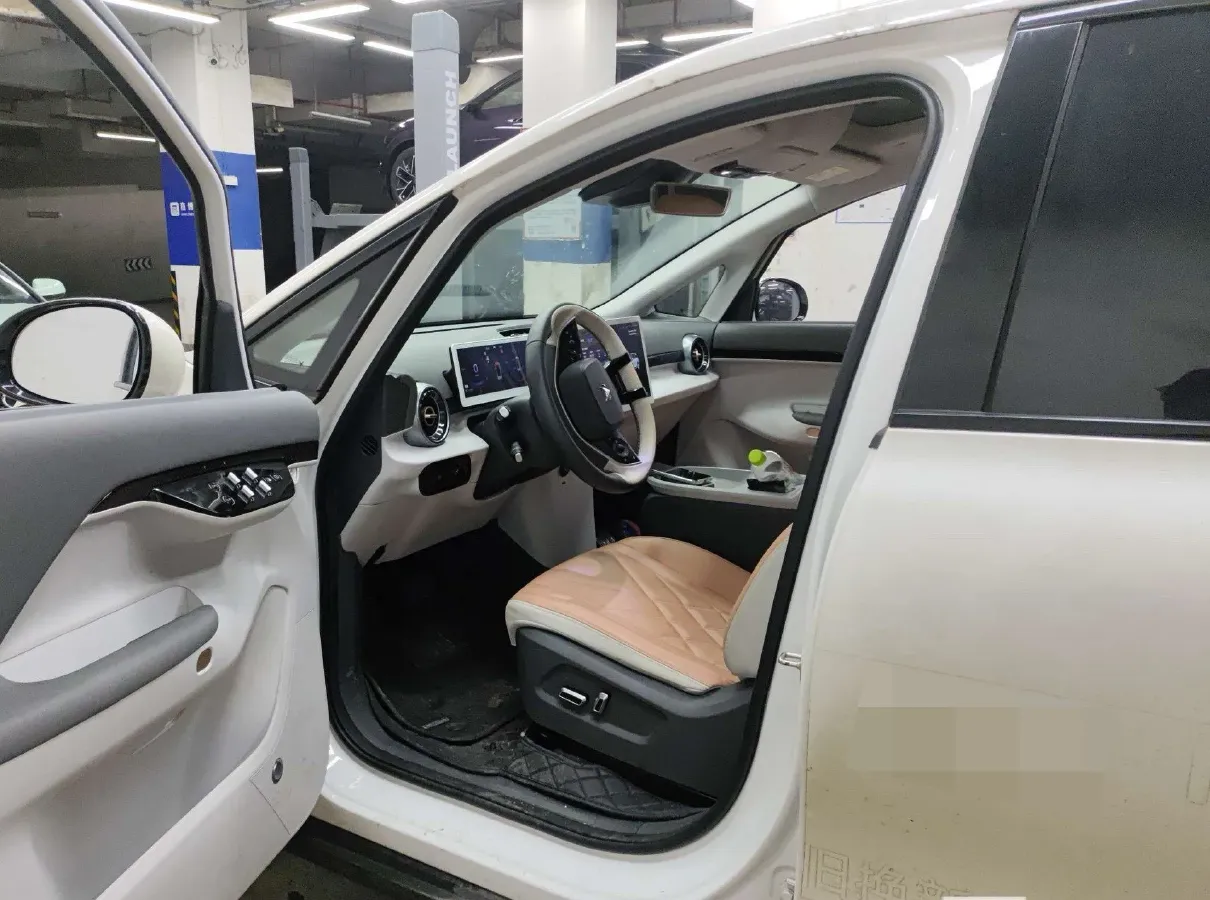 2024 ARCFOX KAOLA S BEV 58.8KWH,autocango,china used car exporter,china ev exporter,chinese used car exporter,chinese used ev exporter