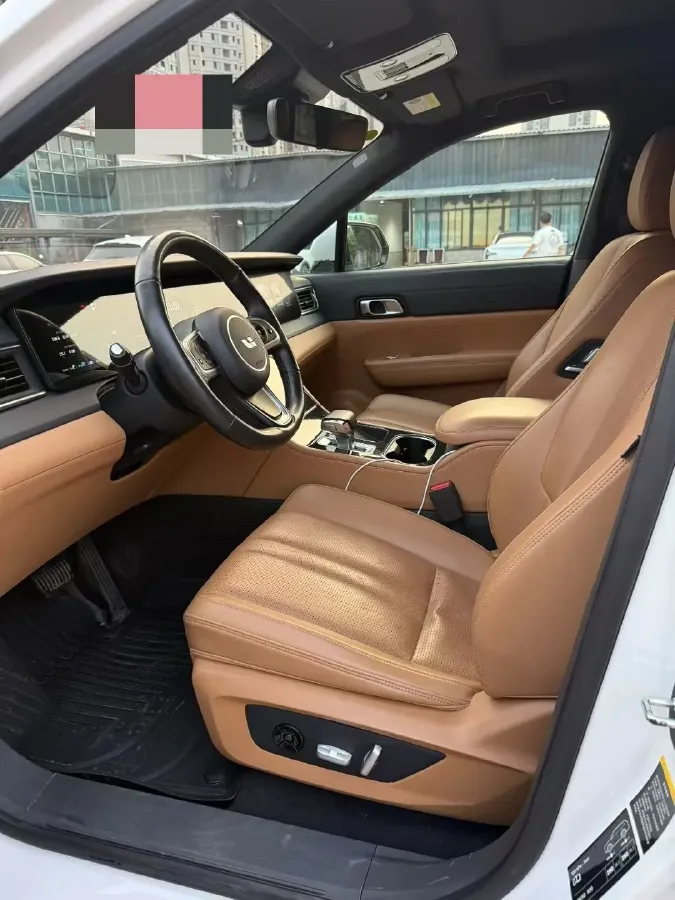 2020 Li ONE Range Extended 131HP REEV 40.5KWH,autocango,china used car exporter,china ev exporter,chinese used car exporter,chinese used ev exporter