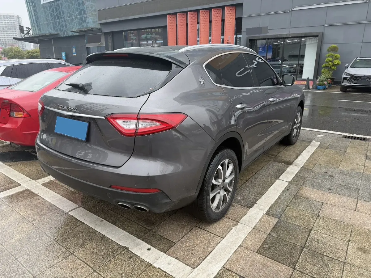 2018 Maserati Levante 3.0T 350HP V6 8AT,autocango,china used car exporter,china ev exporter,chinese used car exporter,chinese used ev exporter