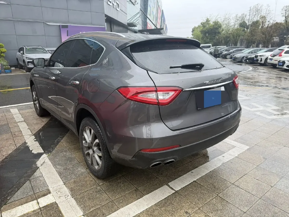 2018 Maserati Levante 3.0T 350HP V6 8AT,autocango,china used car exporter,china ev exporter,chinese used car exporter,chinese used ev exporter