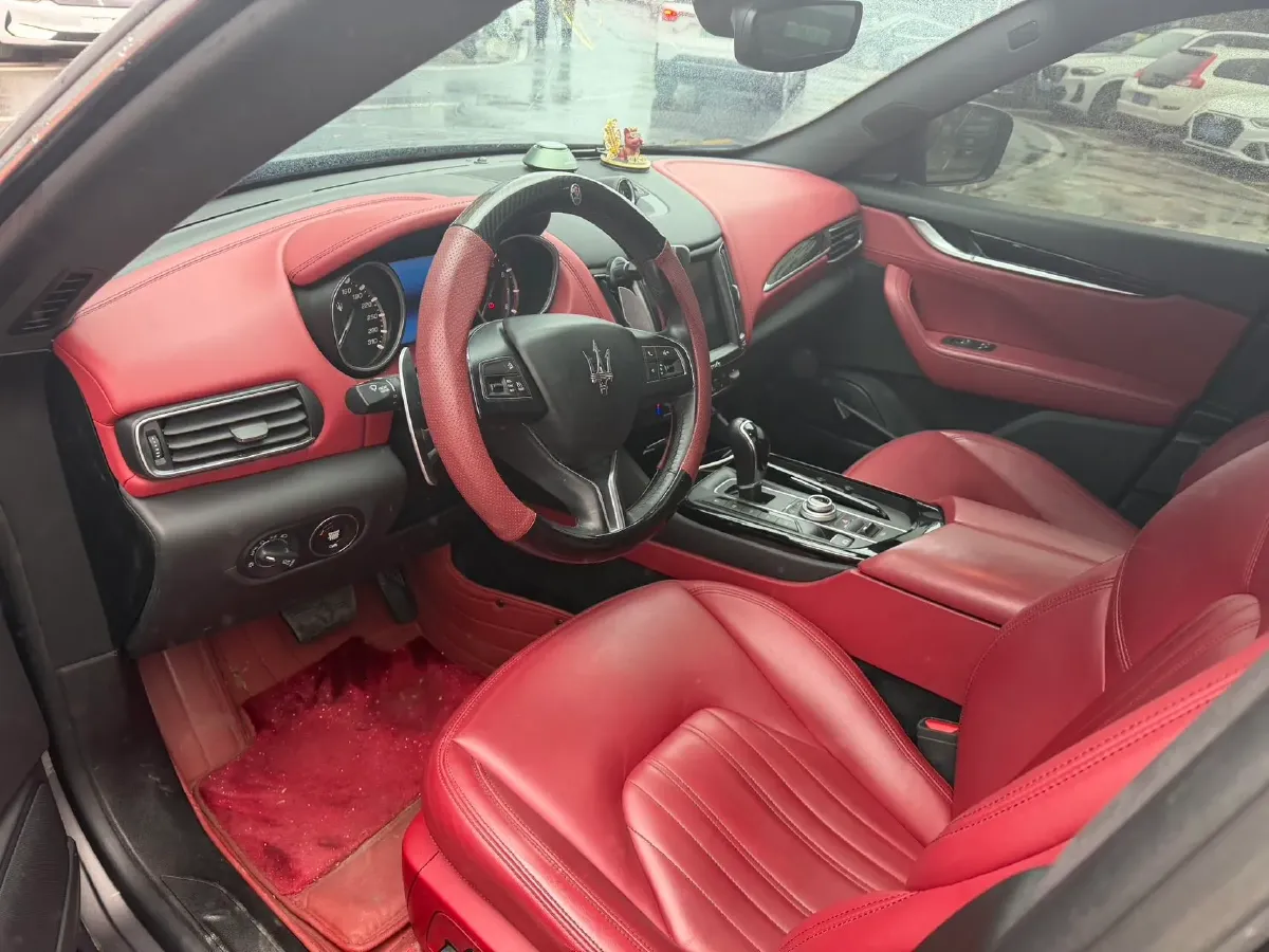 2018 Maserati Levante 3.0T 350HP V6 8AT,autocango,china used car exporter,china ev exporter,chinese used car exporter,chinese used ev exporter