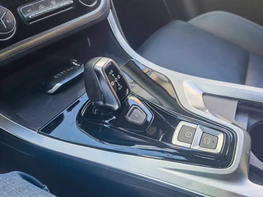 2019 Beijing BJ40 2.0T 218HP L4 6AT,autocango,china used car exporter,china ev exporter,chinese used car exporter,chinese used ev exporter