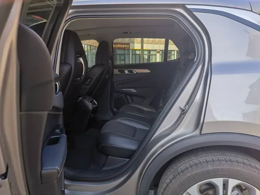 2019 Beijing BJ40 2.0T 218HP L4 6AT,autocango,china used car exporter,china ev exporter,chinese used car exporter,chinese used ev exporter