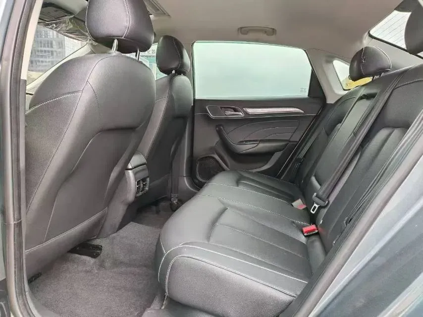 2017 Roewe i6 1.5T 169HP L4 7DCT,autocango,china used car exporter,china ev exporter,chinese used car exporter,chinese used ev exporter