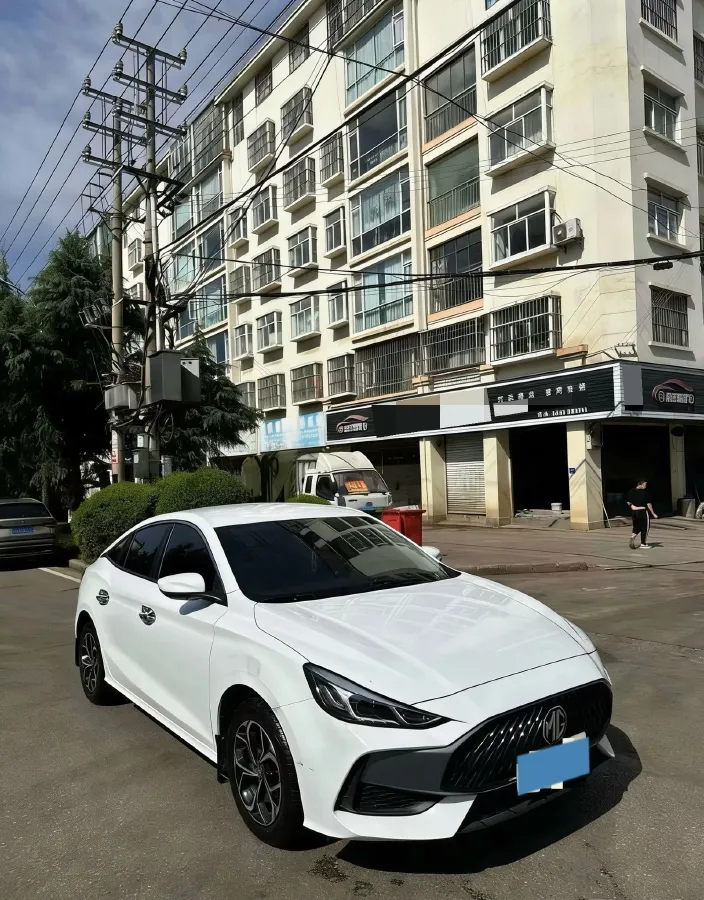 2023 MG 5 1.5L 129HP L4 5MT,autocango,china used car exporter,china ev exporter,chinese used car exporter,chinese used ev exporter
