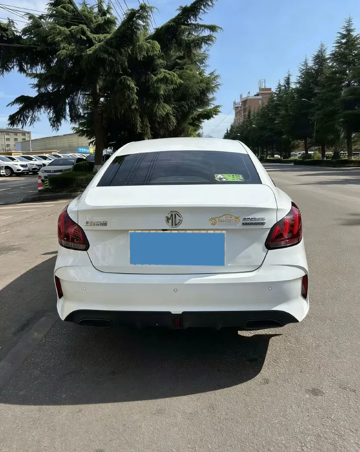 2023 MG 5 1.5L 129HP L4 5MT,autocango,china used car exporter,china ev exporter,chinese used car exporter,chinese used ev exporter