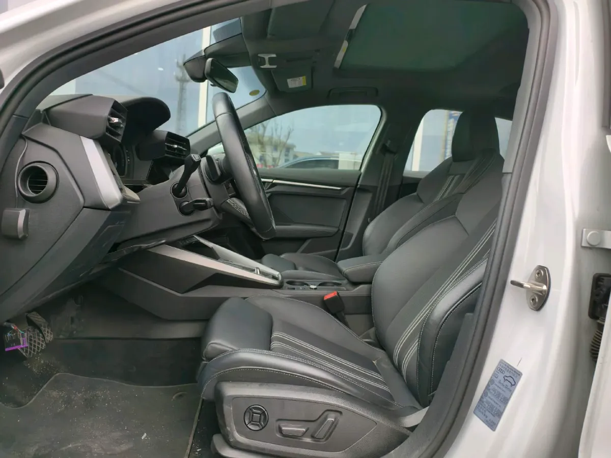 2024 Audi A3 1.4T 150HP L4 7DCT,autocango,china used car exporter,china ev exporter,chinese used car exporter,chinese used ev exporter