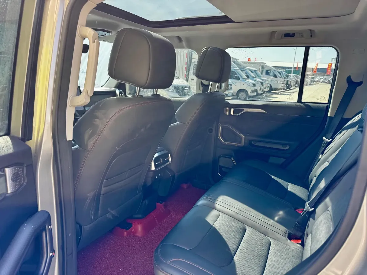 2024 Jetour ShanHai TravellerC-DM 1.5T 156HP L4 3DHT PHEV 26.7KWH,autocango,china used car exporter,china ev exporter,chinese used car exporter,chinese used ev exporter