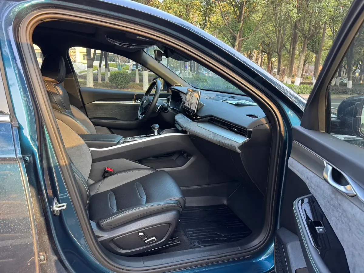 2023 Geely Preface 2.0T 190HP L4 7DCT,autocango,china used car exporter,china ev exporter,chinese used car exporter,chinese used ev exporter