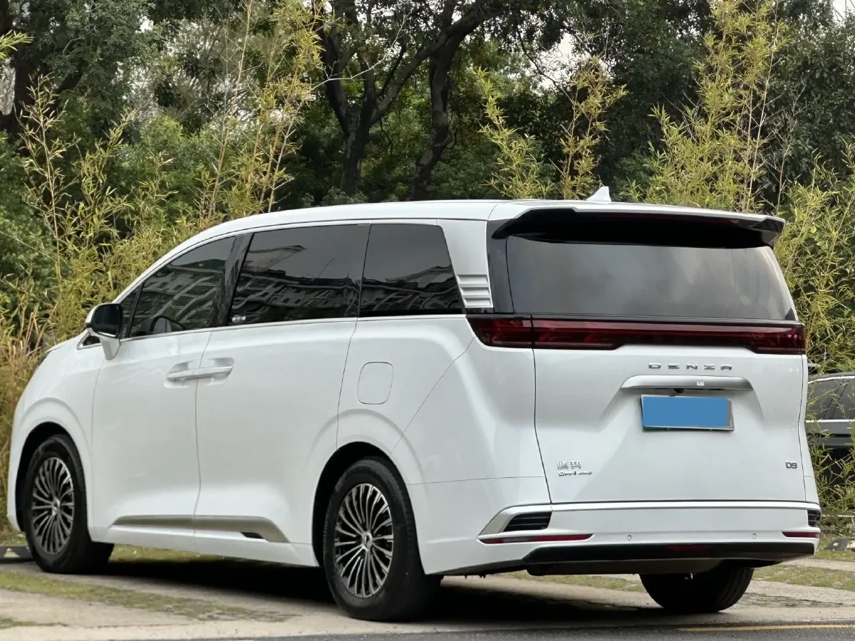 2022 Mercedes-Benz GLC Class 2.0T 197HP L4 9AT,autocango,china used car exporter,china ev exporter,chinese used car exporter,chinese used ev exporter