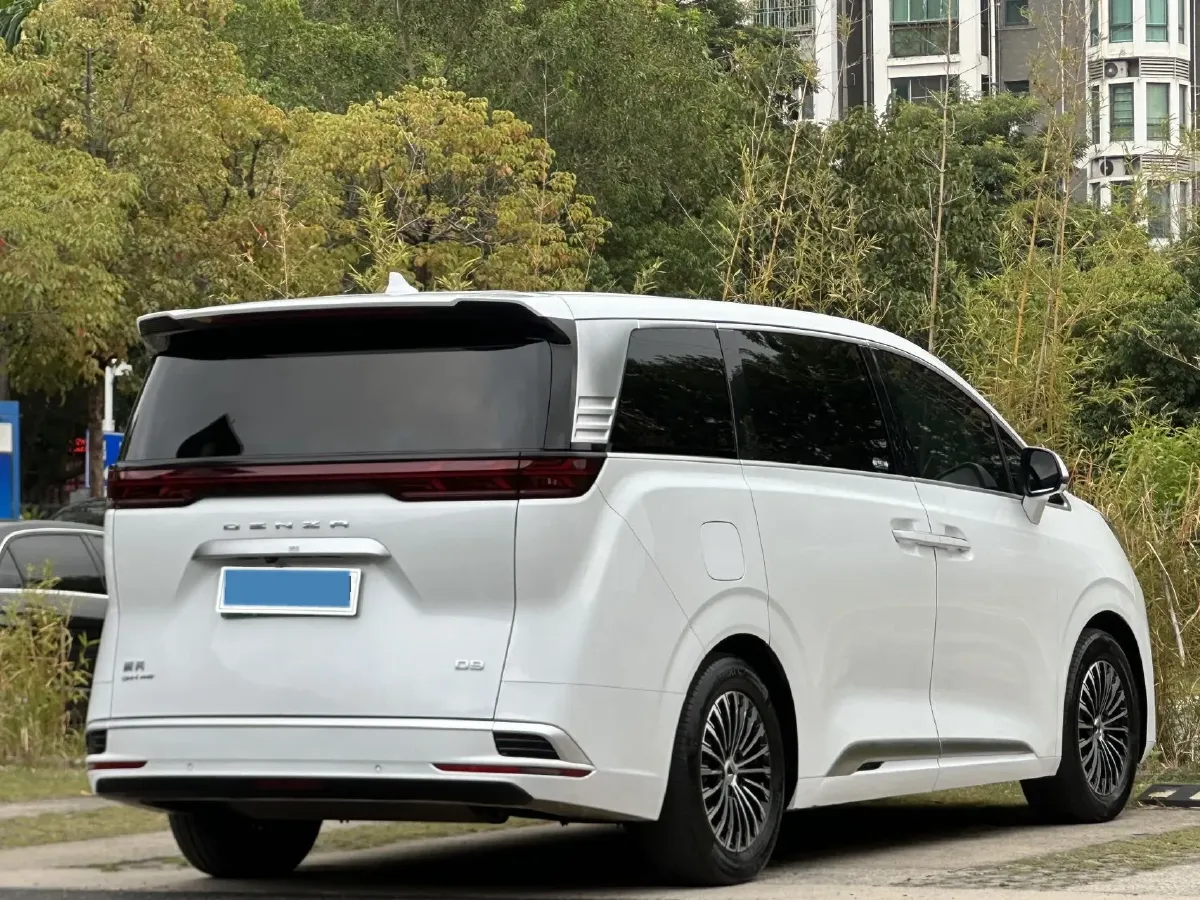 2022 Mercedes-Benz GLC Class 2.0T 197HP L4 9AT,autocango,china used car exporter,china ev exporter,chinese used car exporter,chinese used ev exporter