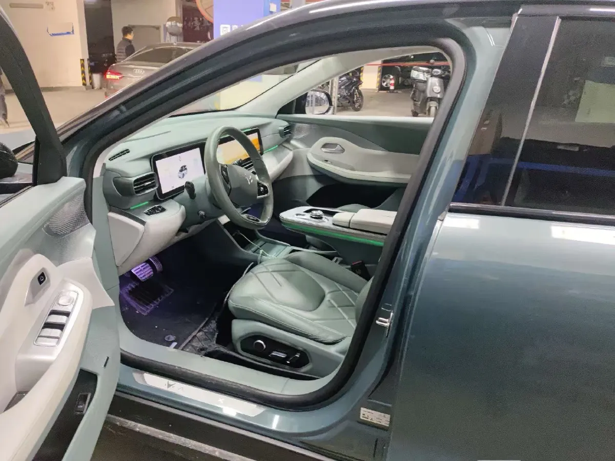2023 ARCFOX αS BEV 93.6KWH,autocango,china used car exporter,china ev exporter,chinese used car exporter,chinese used ev exporter