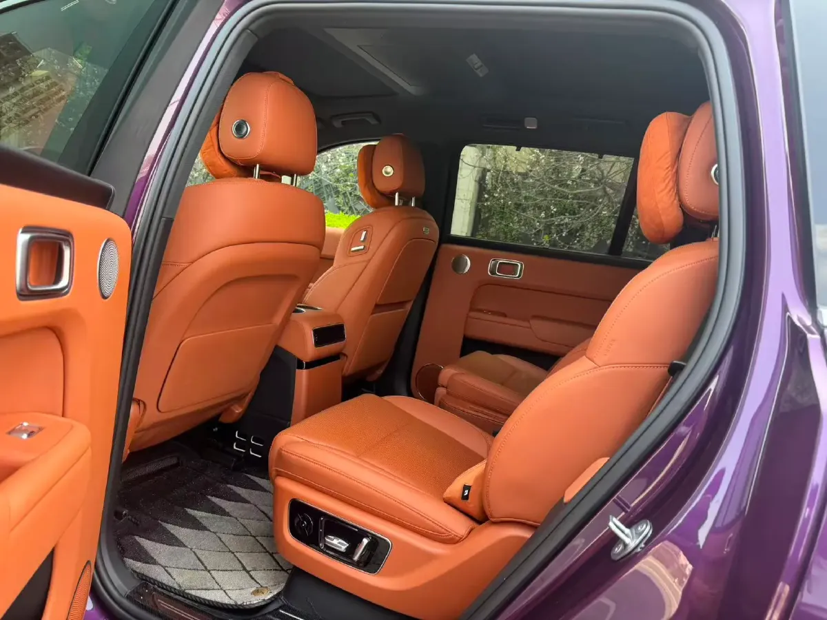 2024 Li L9 Range Extended 154HP REEV 52.3KWH,autocango,china used car exporter,china ev exporter,chinese used car exporter,chinese used ev exporter