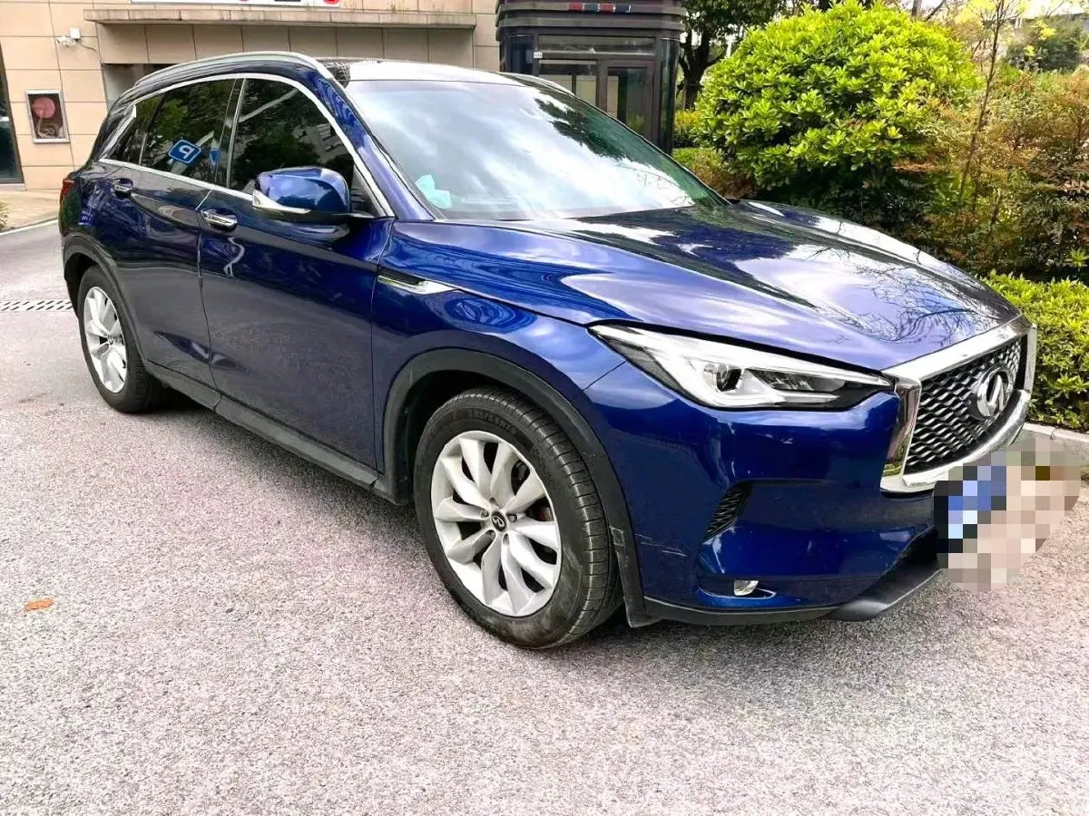 2018 Infiniti QX30 2.0T 211HP L4 7DCT,autocango,china used car exporter,china ev exporter,chinese used car exporter,chinese used ev exporter