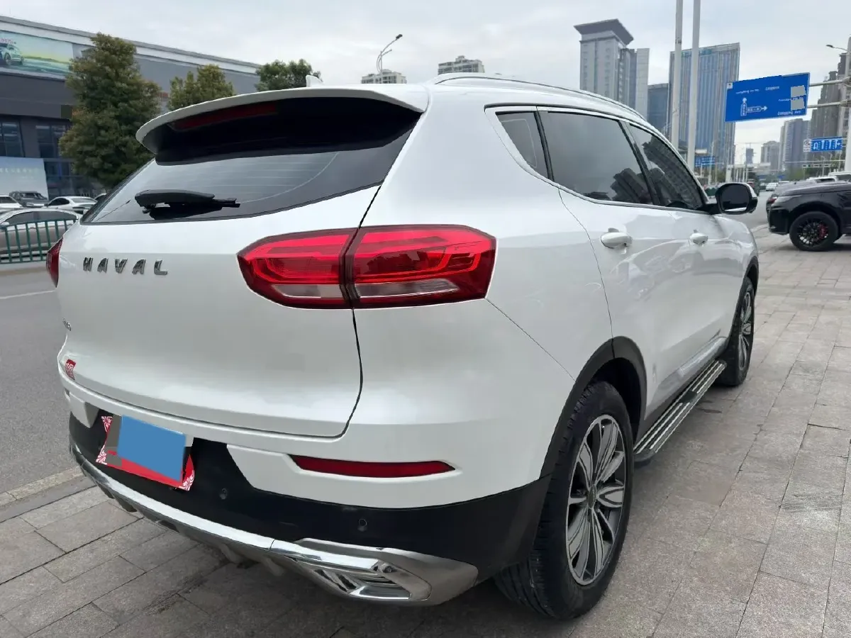 2021 Haval H6 1.5T 169HP L4 7DCT,autocango,china used car exporter,china ev exporter,chinese used car exporter,chinese used ev exporter