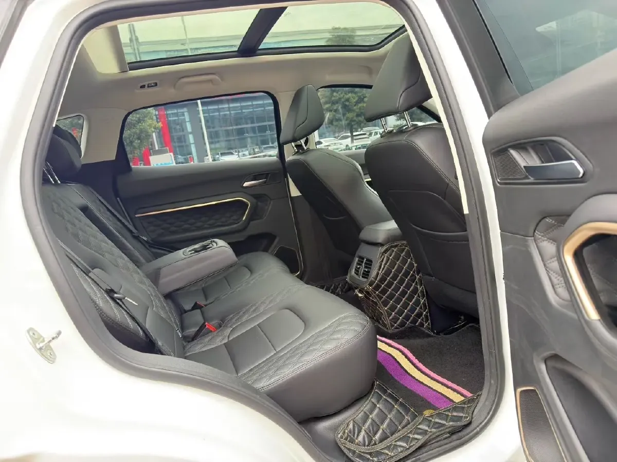 2021 Haval H6 1.5T 169HP L4 7DCT,autocango,china used car exporter,china ev exporter,chinese used car exporter,chinese used ev exporter