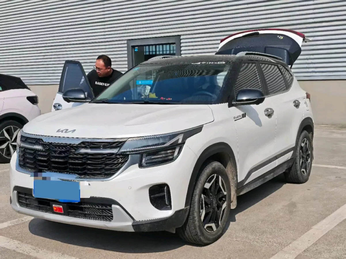 2023 Kia Seltos 1.5L 115HP L4 CVT,autocango,china used car exporter,china ev exporter,chinese used car exporter,chinese used ev exporter