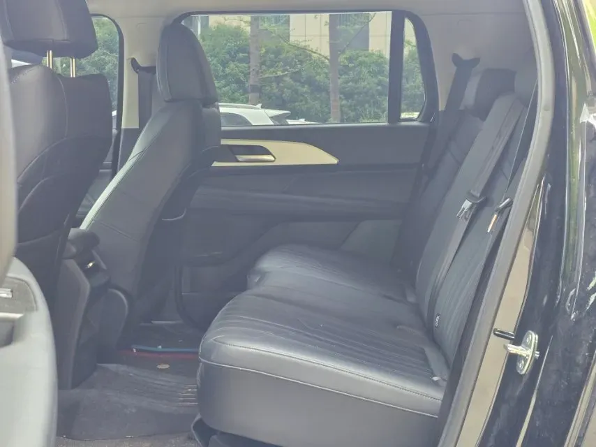 2023 Haval H5 2.0T 166HP L4 8AT,autocango,china used car exporter,china ev exporter,chinese used car exporter,chinese used ev exporter