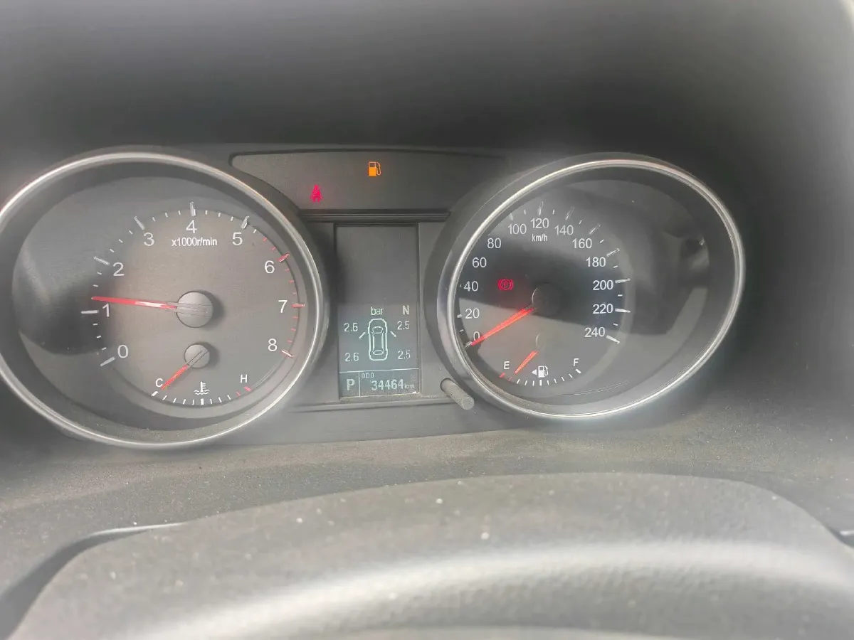 2021 Haval M6 1.5T 150HP L4 7DCT,autocango,china used car exporter,china ev exporter,chinese used car exporter,chinese used ev exporter