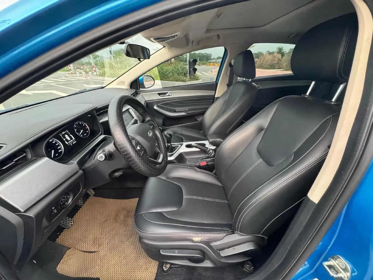 2019 Chery Arrizo 5 1.5L 116HP L4 5MT,autocango,china used car exporter,china ev exporter,chinese used car exporter,chinese used ev exporter