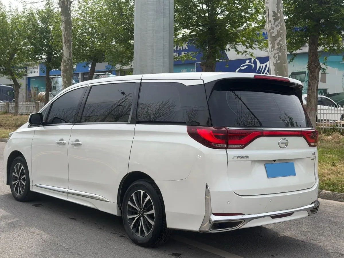 2021 GAC Trumpchi M8 2.0T 252HP L4 8AT,autocango,china used car exporter,china ev exporter,chinese used car exporter,chinese used ev exporter