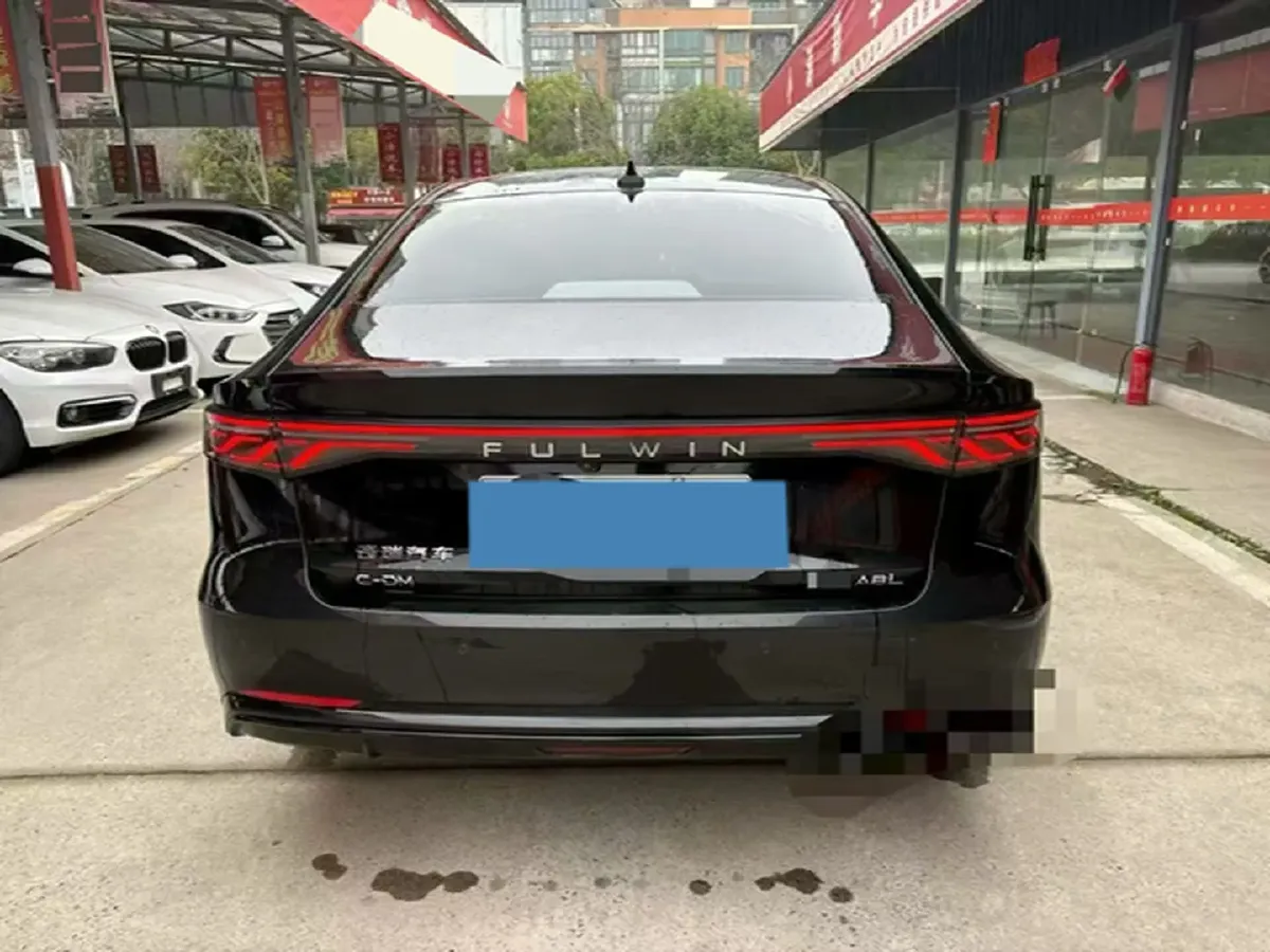2025 Fulwin FulwinA8L 1.5T 156HP L4 1DHT PHEV 18.67KWH,autocango,china used car exporter,china ev exporter,chinese used car exporter,chinese used ev exporter