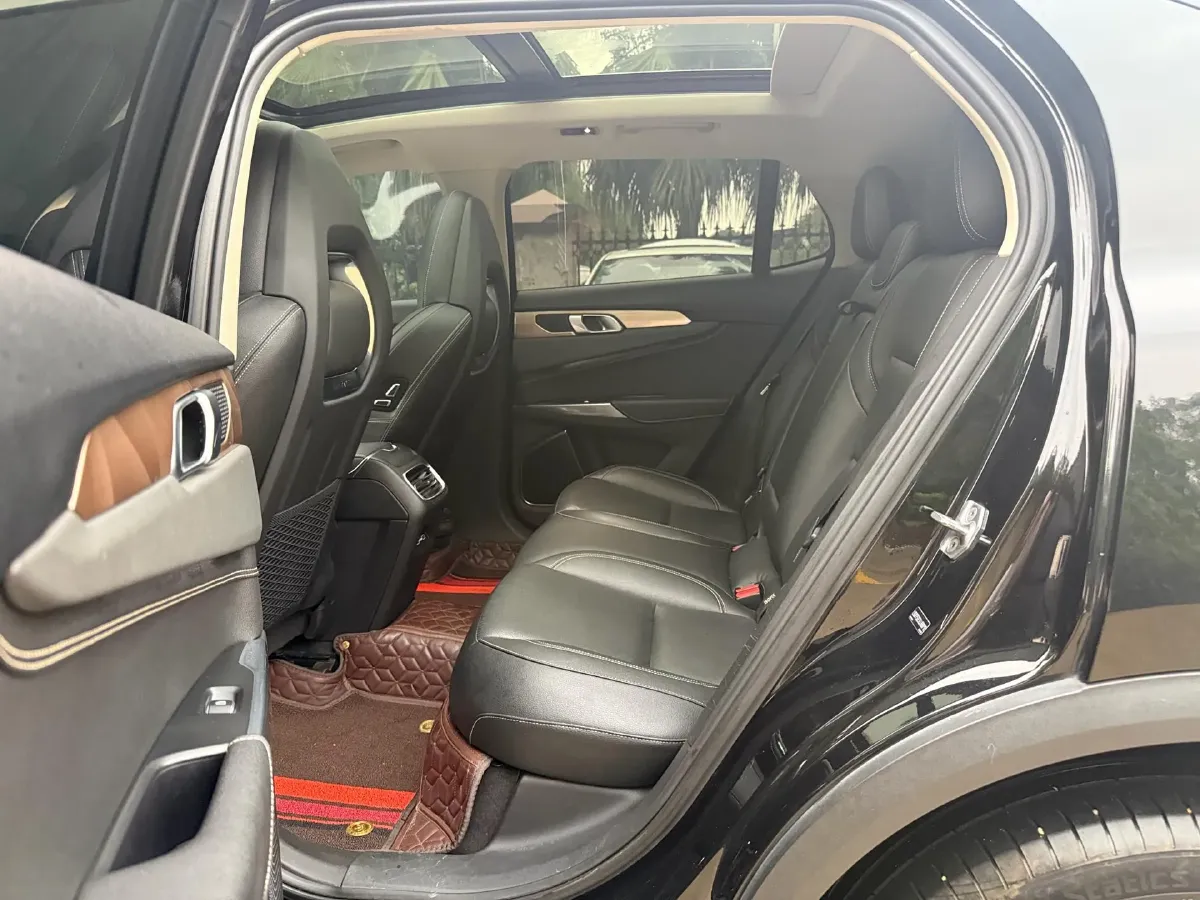 2019 LYNK&CO 01 2.0T 190HP L4 6AT,autocango,china used car exporter,china ev exporter,chinese used car exporter,chinese used ev exporter