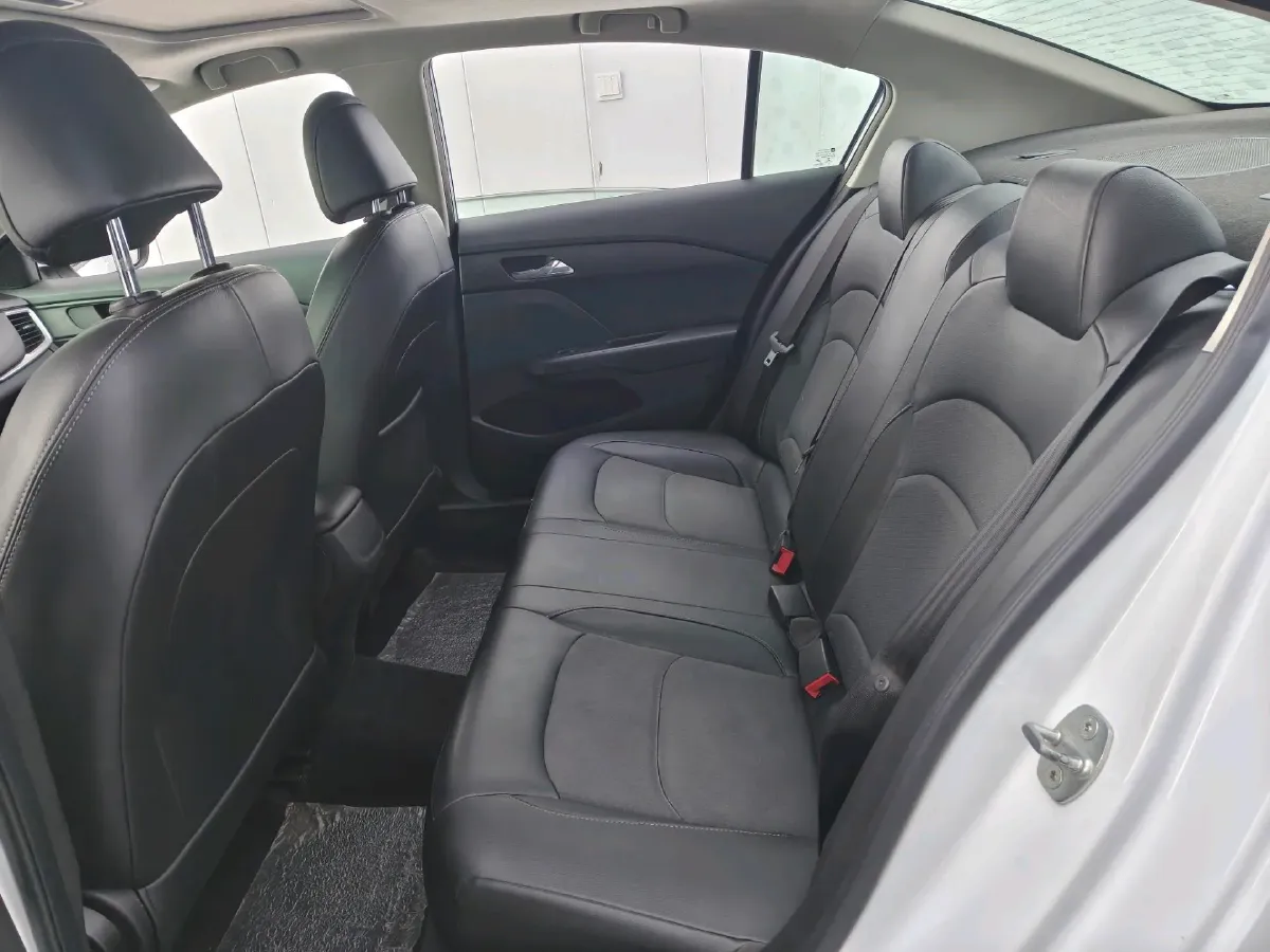 2019 Chevrolet Cavalier 1.5L 113HP L4 5MT,autocango,china used car exporter,china ev exporter,chinese used car exporter,chinese used ev exporter