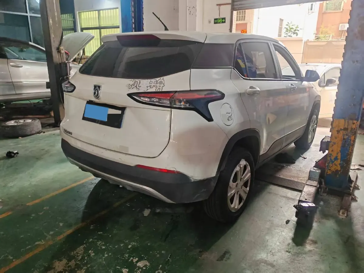 2019 BaoJun 510 1.5L 112HP L4 6MT,autocango,china used car exporter,china ev exporter,chinese used car exporter,chinese used ev exporter