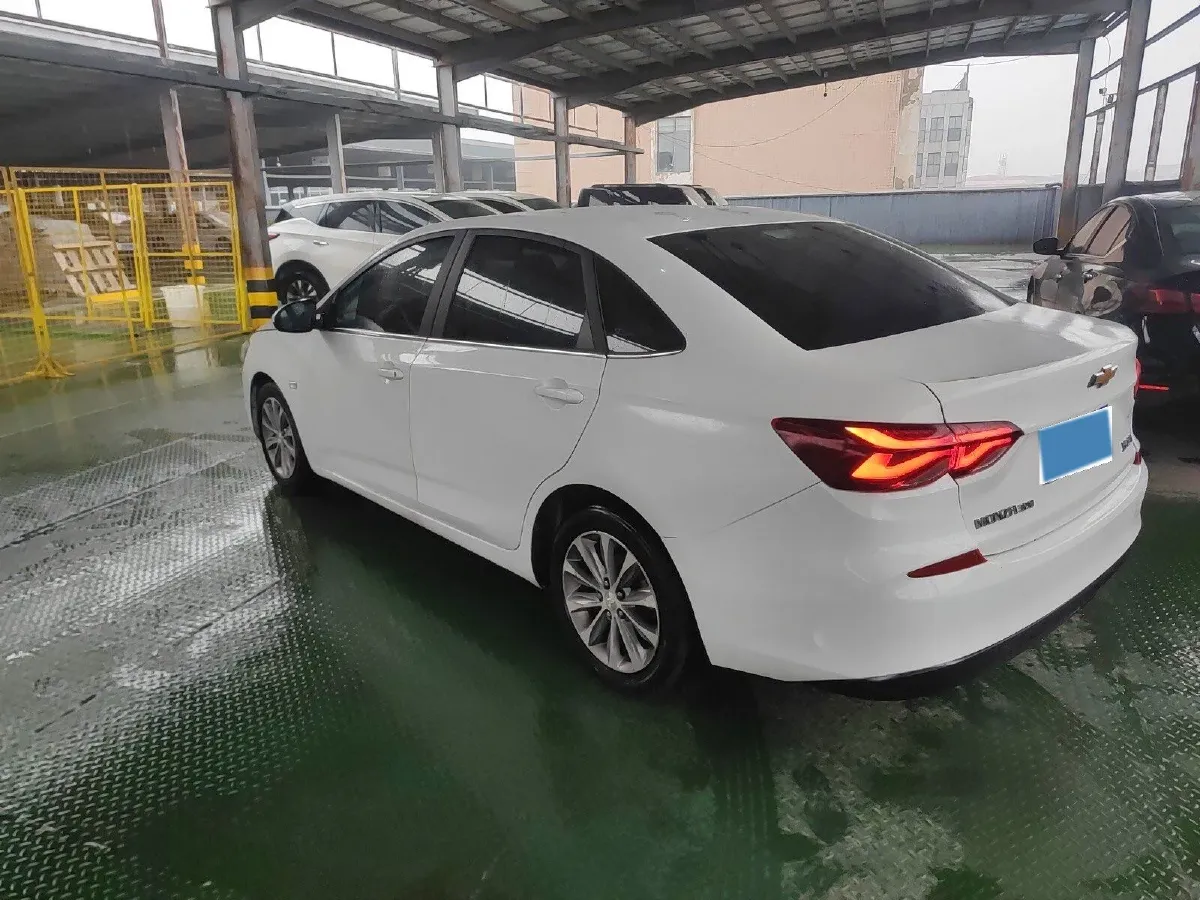 2022 Chevrolet Monza 1.5L 113HP L4 6AT,autocango,china used car exporter,china ev exporter,chinese used car exporter,chinese used ev exporter