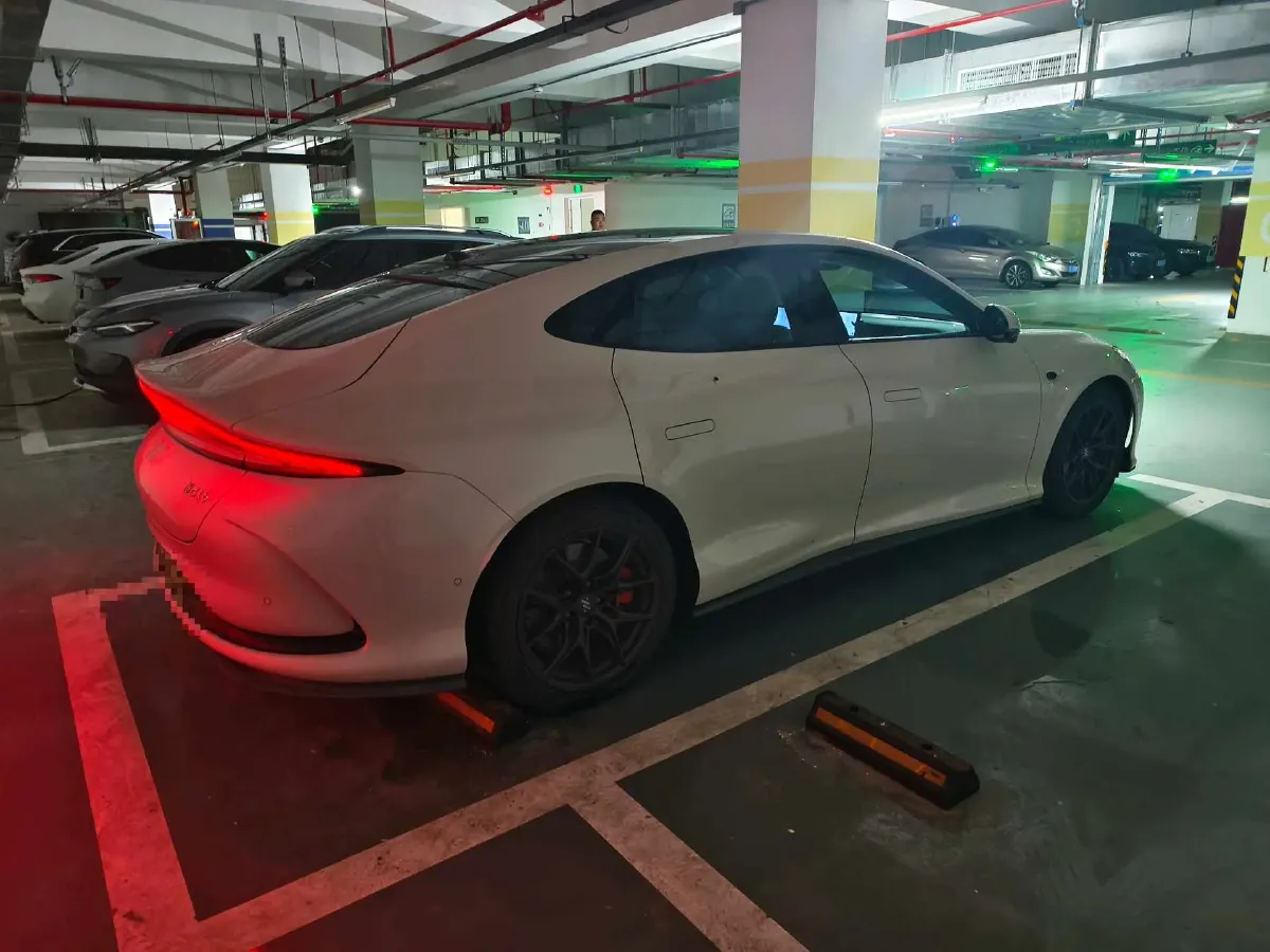 2024 IM L6 BEV 75KWH,autocango,china used car exporter,china ev exporter,chinese used car exporter,chinese used ev exporter