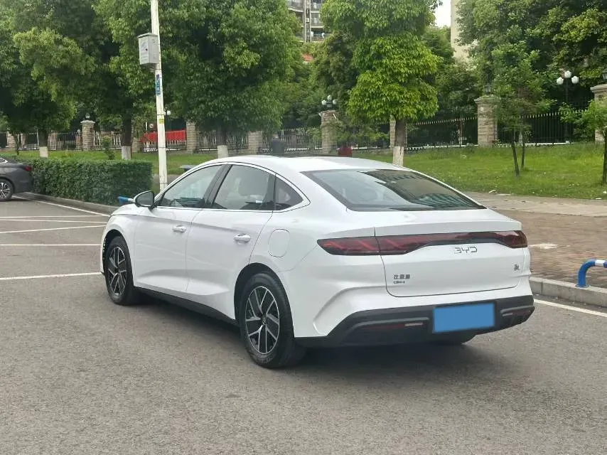 2024 GAC Trumpchi Empow 1.5T 177HP L4 7DCT,autocango,china used car exporter,china ev exporter,chinese used car exporter,chinese used ev exporter