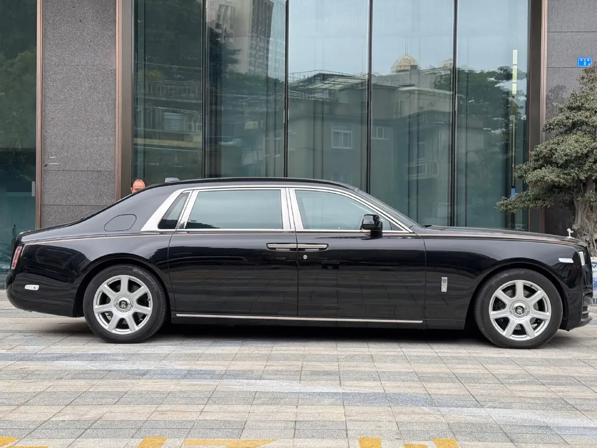 2018 Rolls-Royce Phantom 6.7T 571HP V12 8AT,autocango,china used car exporter,china ev exporter,chinese used car exporter,chinese used ev exporter